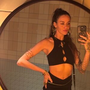 Meet your Posher, Taryn